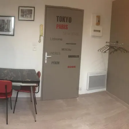 Apartment Moderne, Etage 3, Avec Literie De Qualite Premium